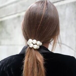 Chunky Pearl Ponytail (3109)
